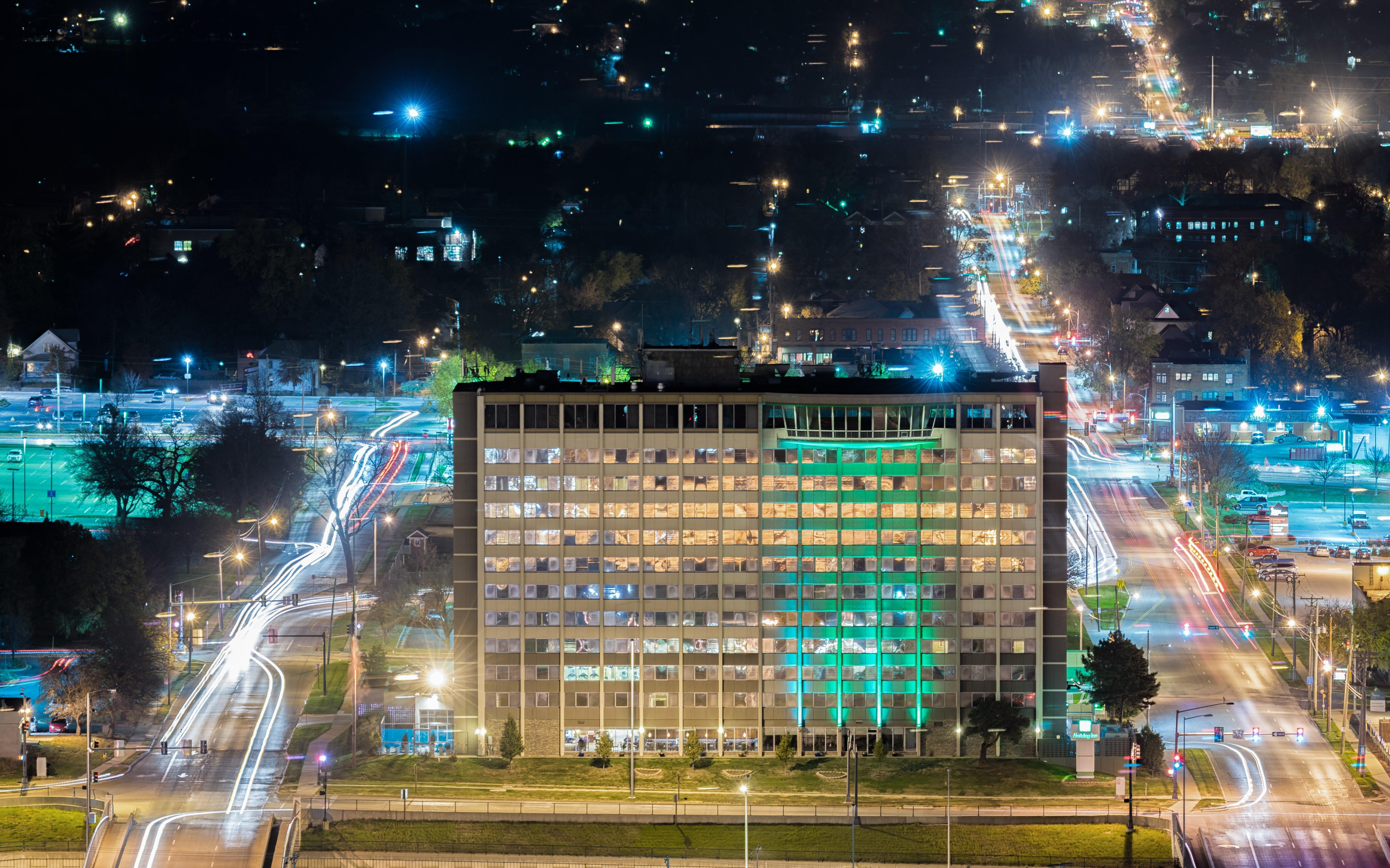 Holiday Inn Des Moines-Downtown-Mercy Campus By Ihg Exterior photo