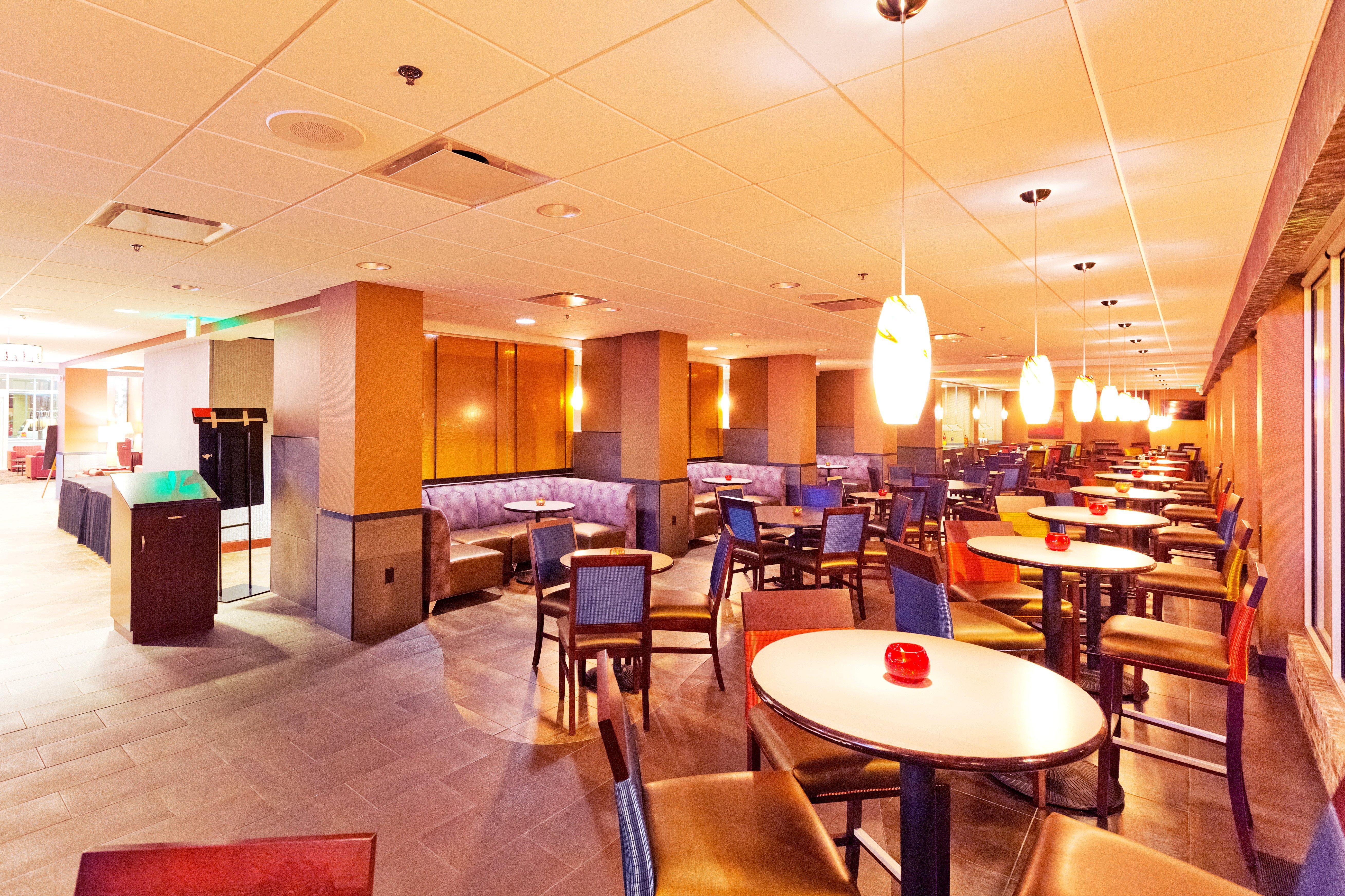 Holiday Inn Des Moines-Downtown-Mercy Campus By Ihg Exterior photo