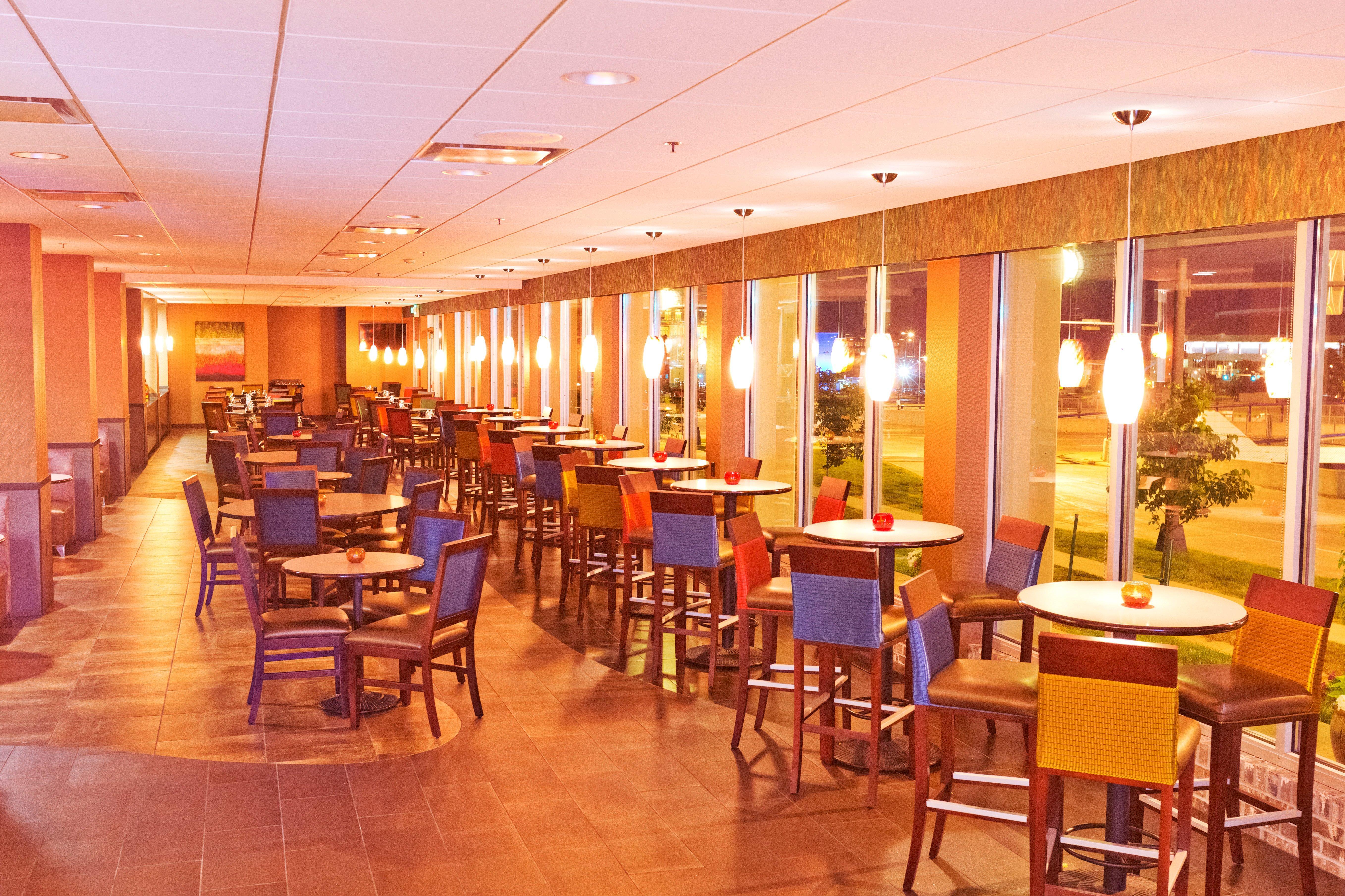 Holiday Inn Des Moines-Downtown-Mercy Campus By Ihg Exterior photo